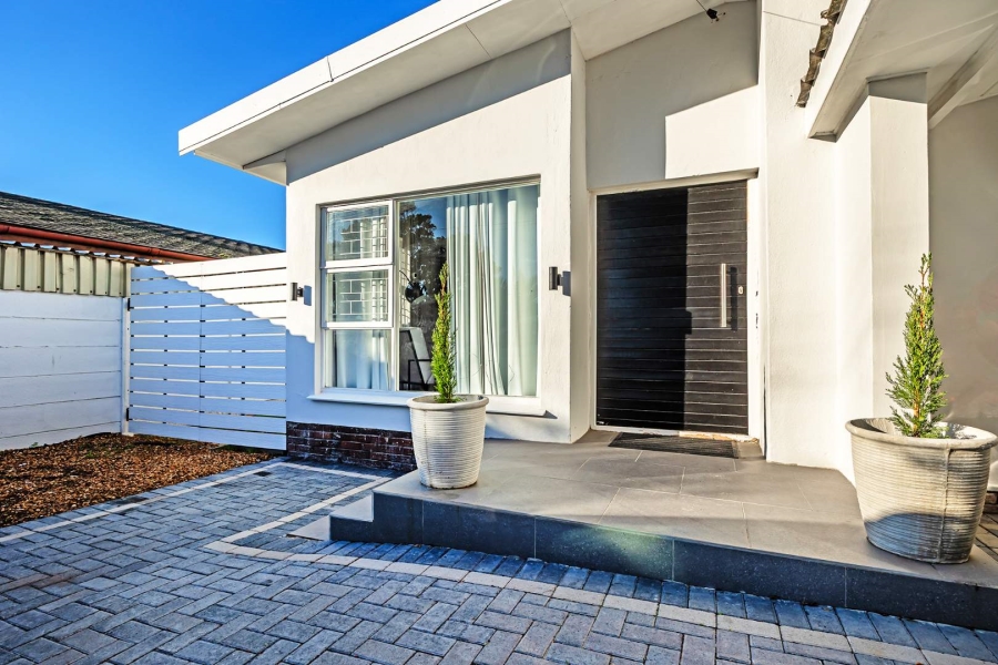 4 Bedroom Property for Sale in Townsend Estate Western Cape